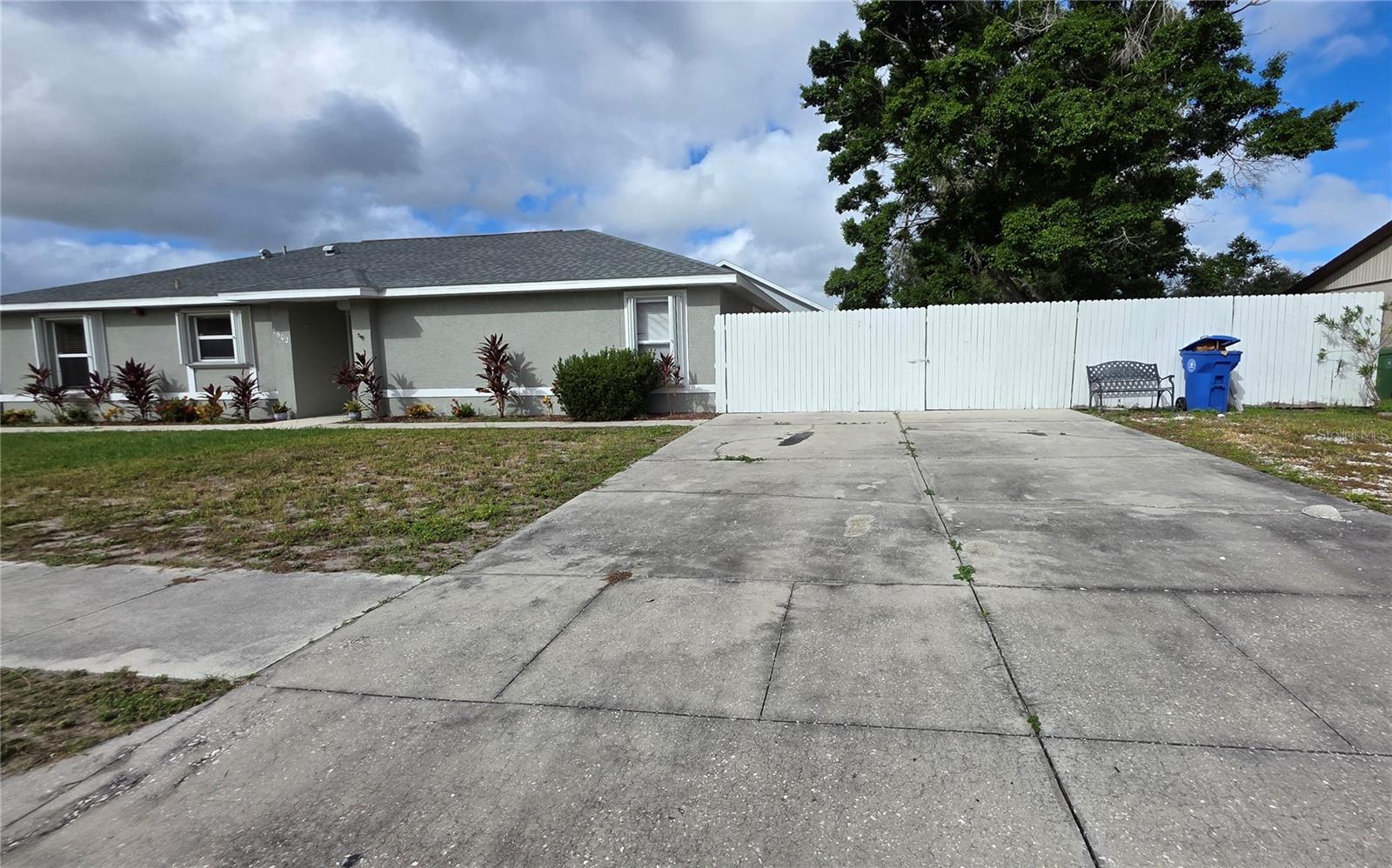 CORDOVA LAKES PH VI - Residential Lease