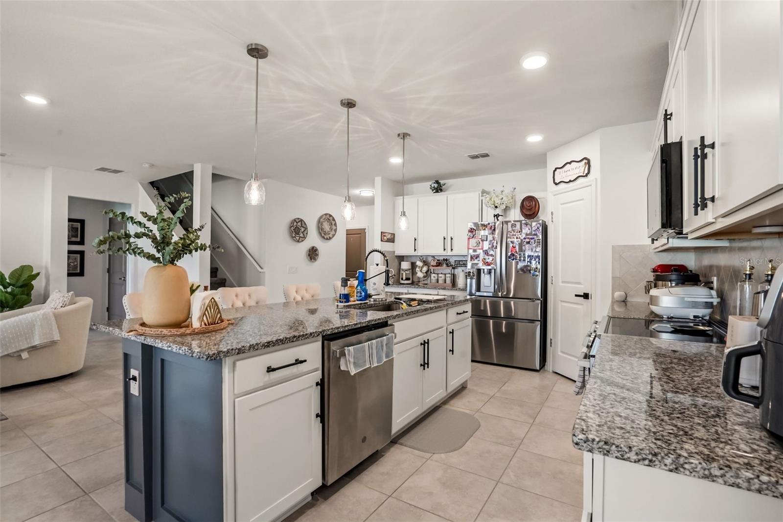 1217 MICHELANGELO LANE
