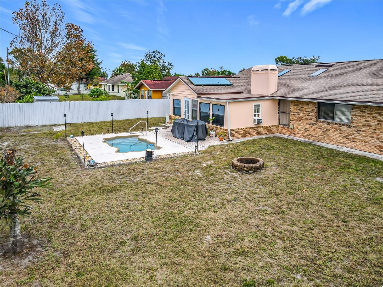 DELTONA LAKES UNIT 07 - Residential