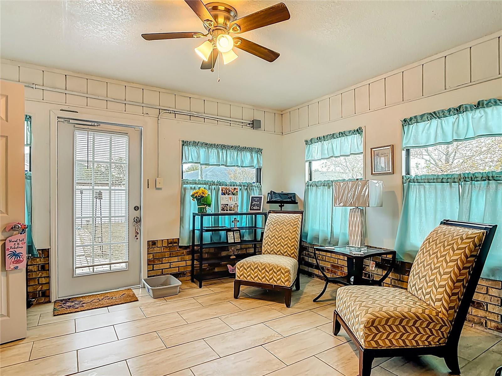 DELTONA LAKES UNIT 07 - Residential