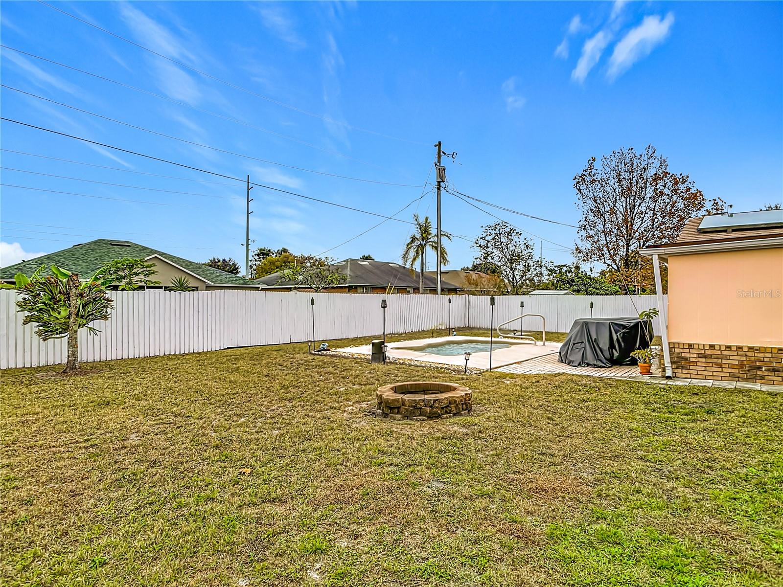 DELTONA LAKES UNIT 07 - Residential