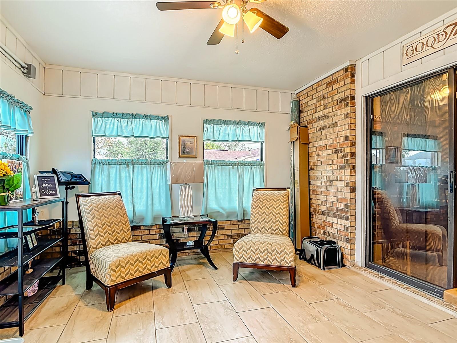 DELTONA LAKES UNIT 07 - Residential