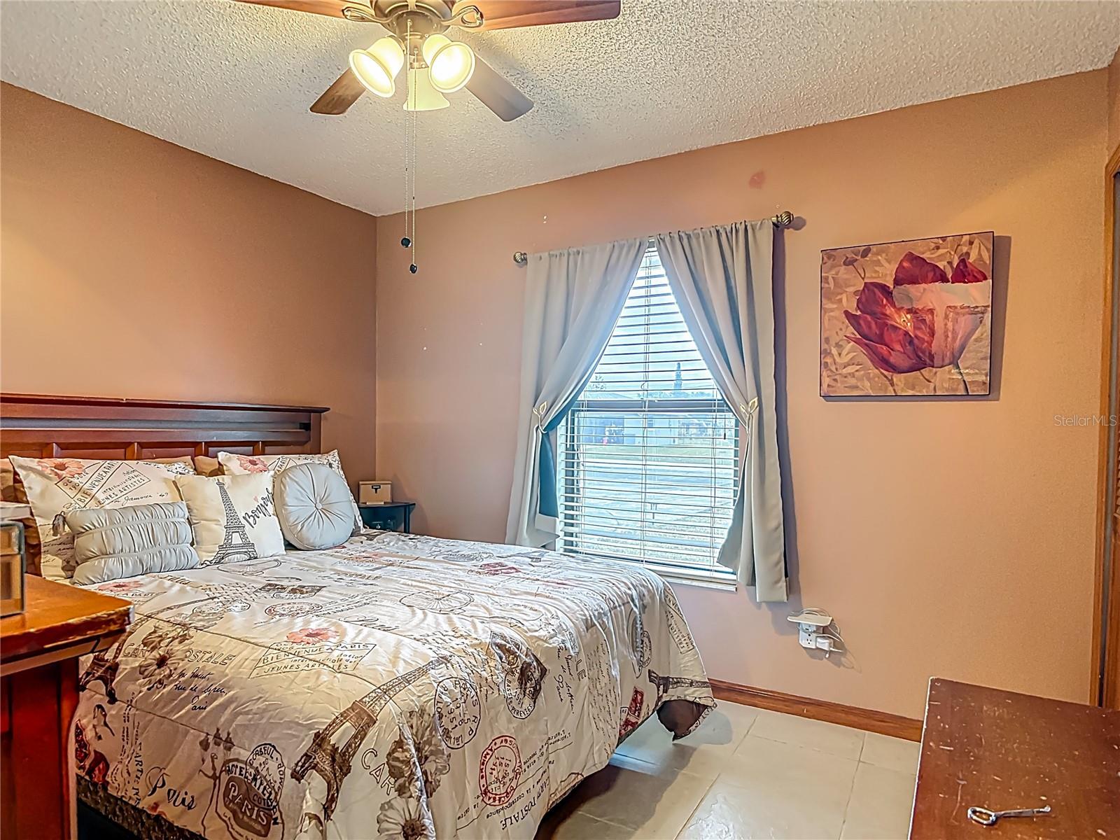 DELTONA LAKES UNIT 07 - Residential