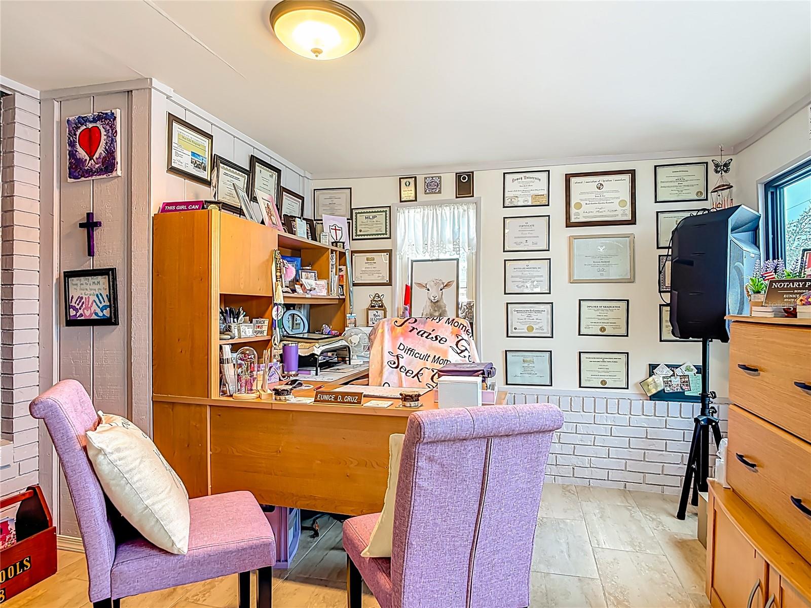 DELTONA LAKES UNIT 07 - Residential