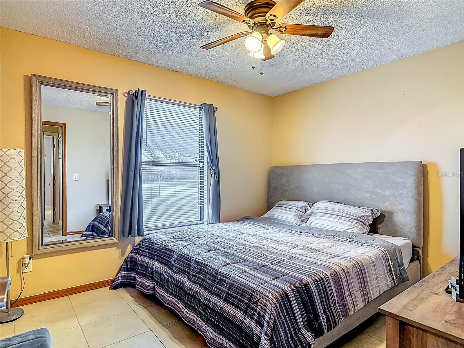 DELTONA LAKES UNIT 07 - Residential