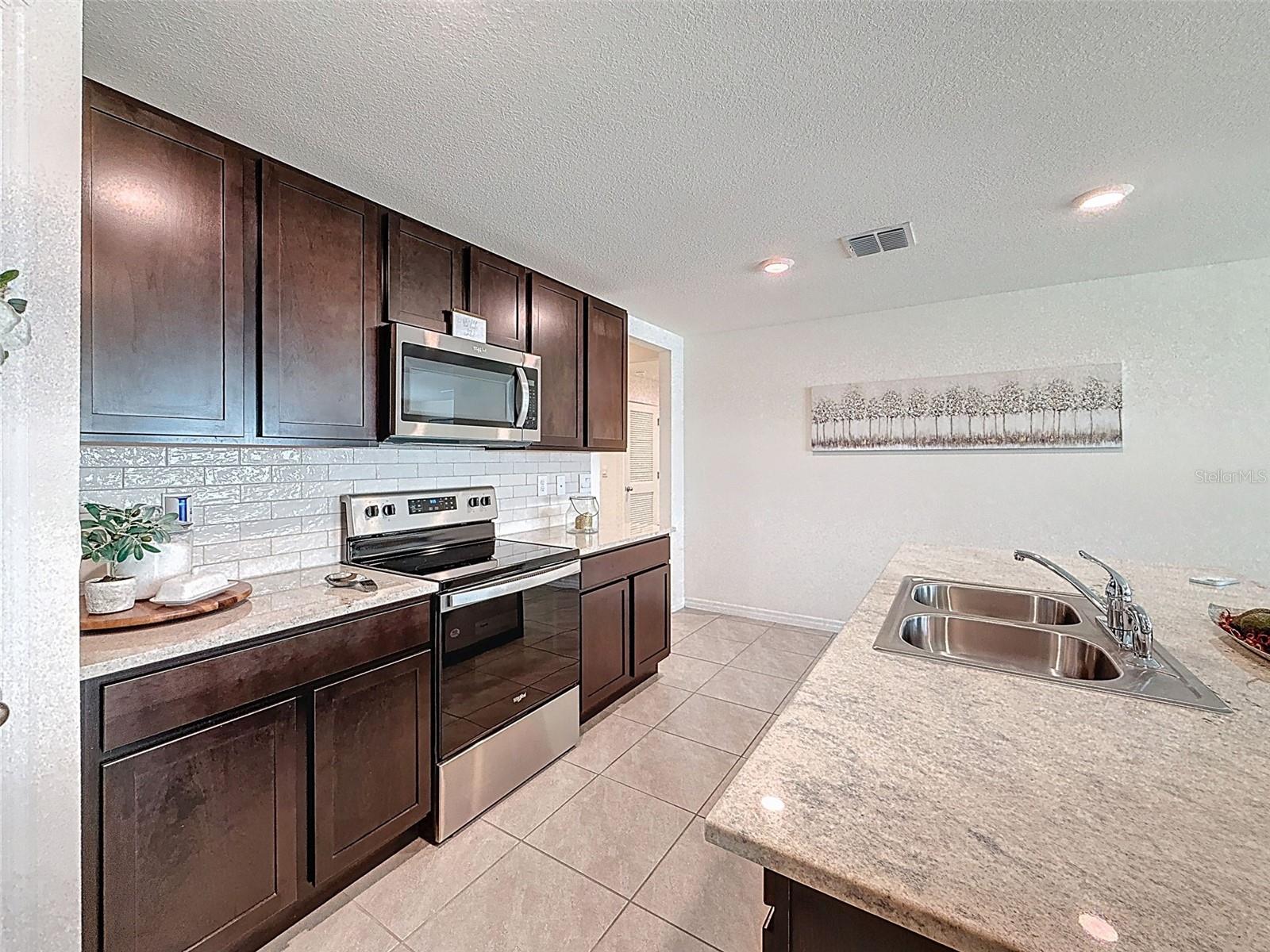 AUTUMN GLEN PH 1 - Residential