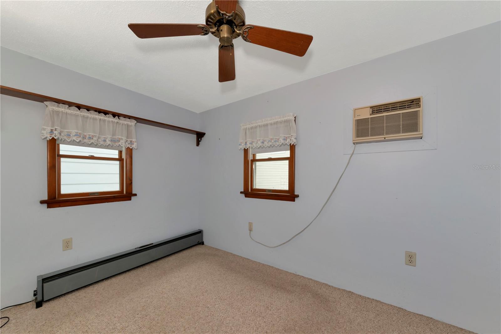 ROSEDALE - Residential