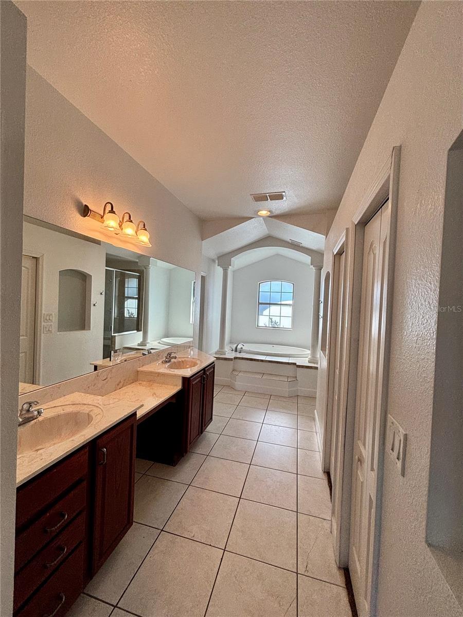 MARION OAKS UN 07 - Residential Lease