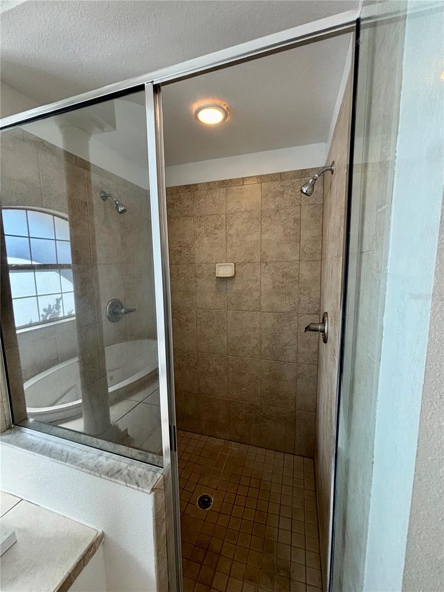 MARION OAKS UN 07 - Residential Lease