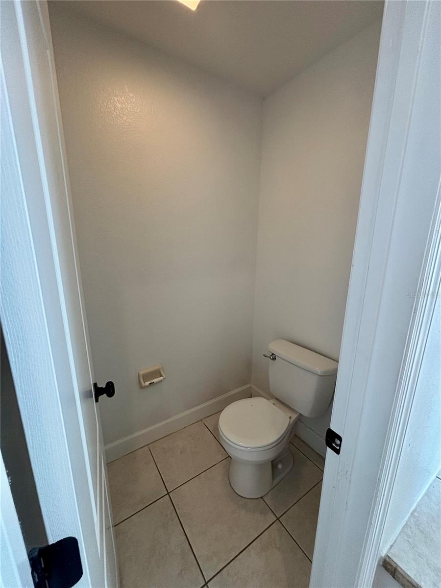 MARION OAKS UN 07 - Residential Lease