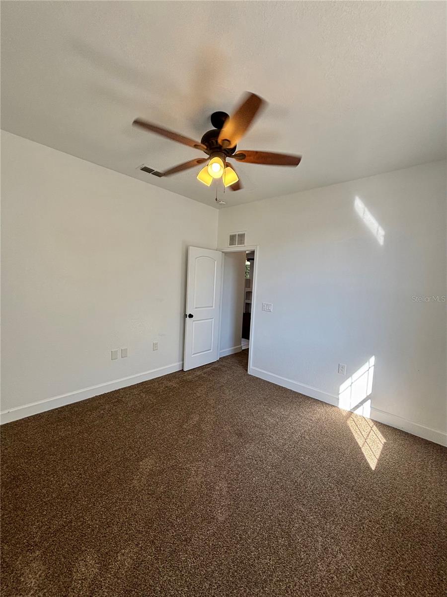 MARION OAKS UN 07 - Residential Lease