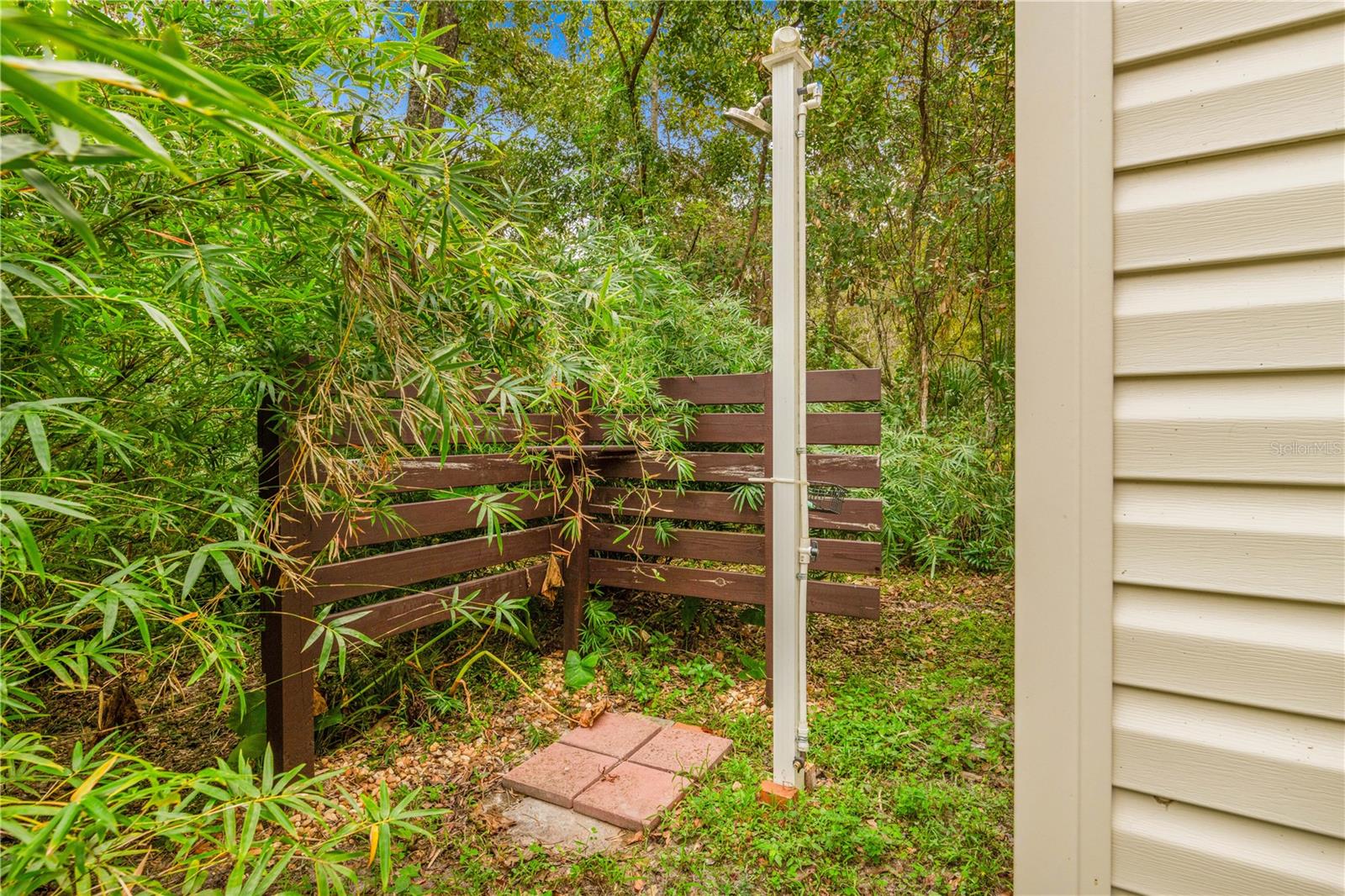 ROYAL OAKS ESTATE - Residential