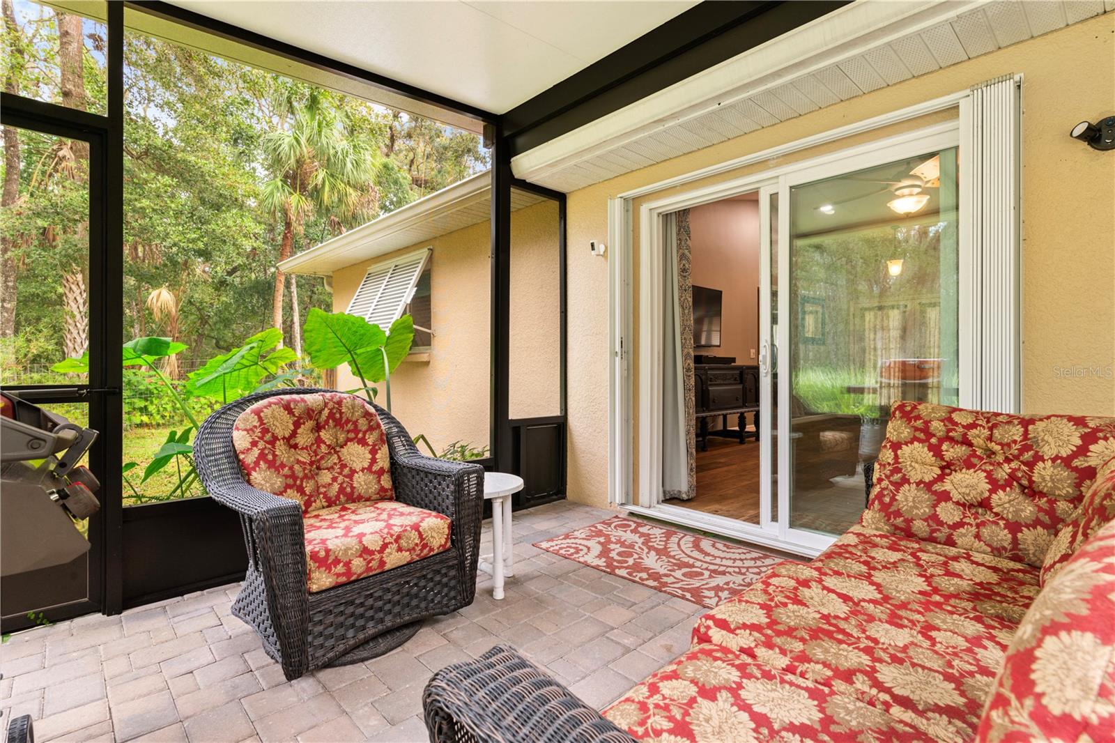 ROYAL OAKS ESTATE - Residential