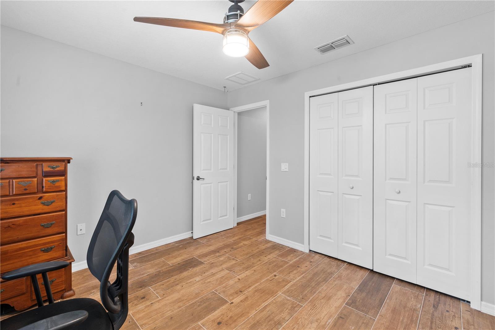 ROYAL OAKS ESTATE - Residential