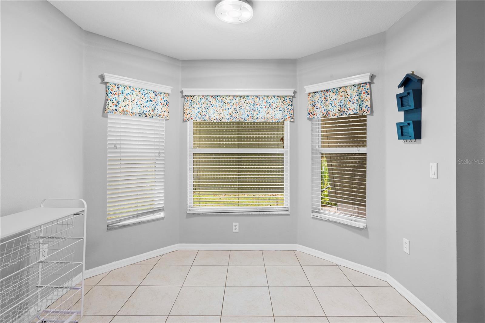 ROYAL OAKS ESTATE - Residential