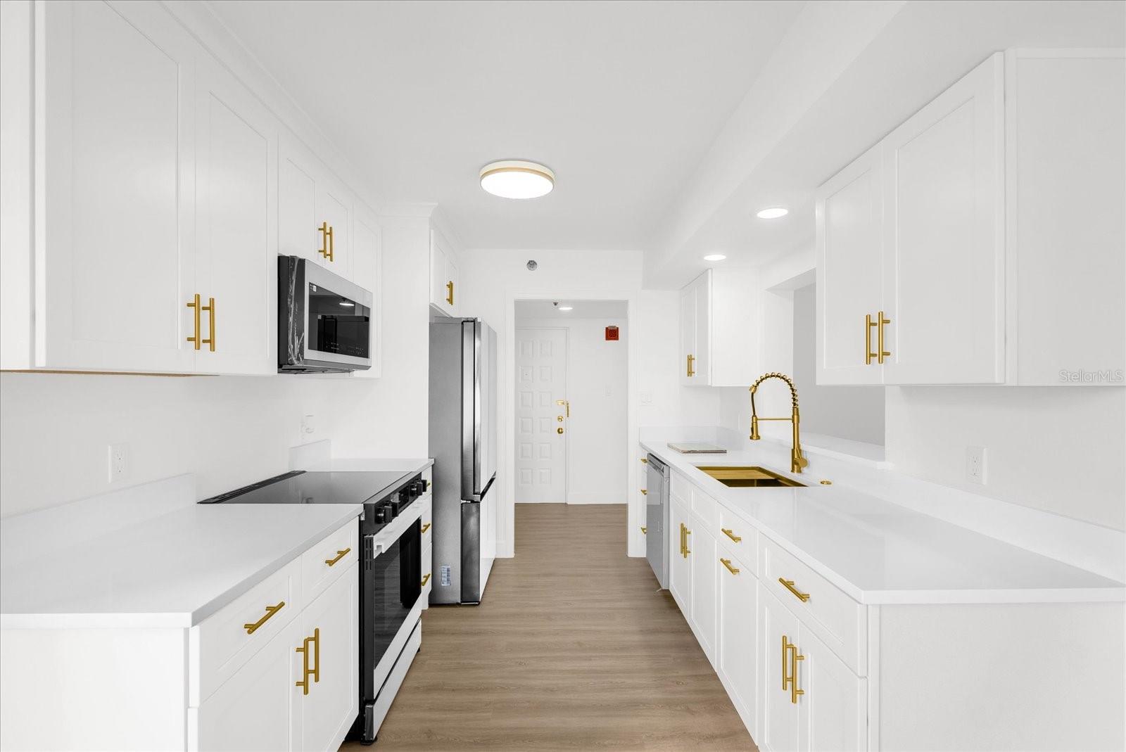 206 QUAYSIDE CIRCLE 404