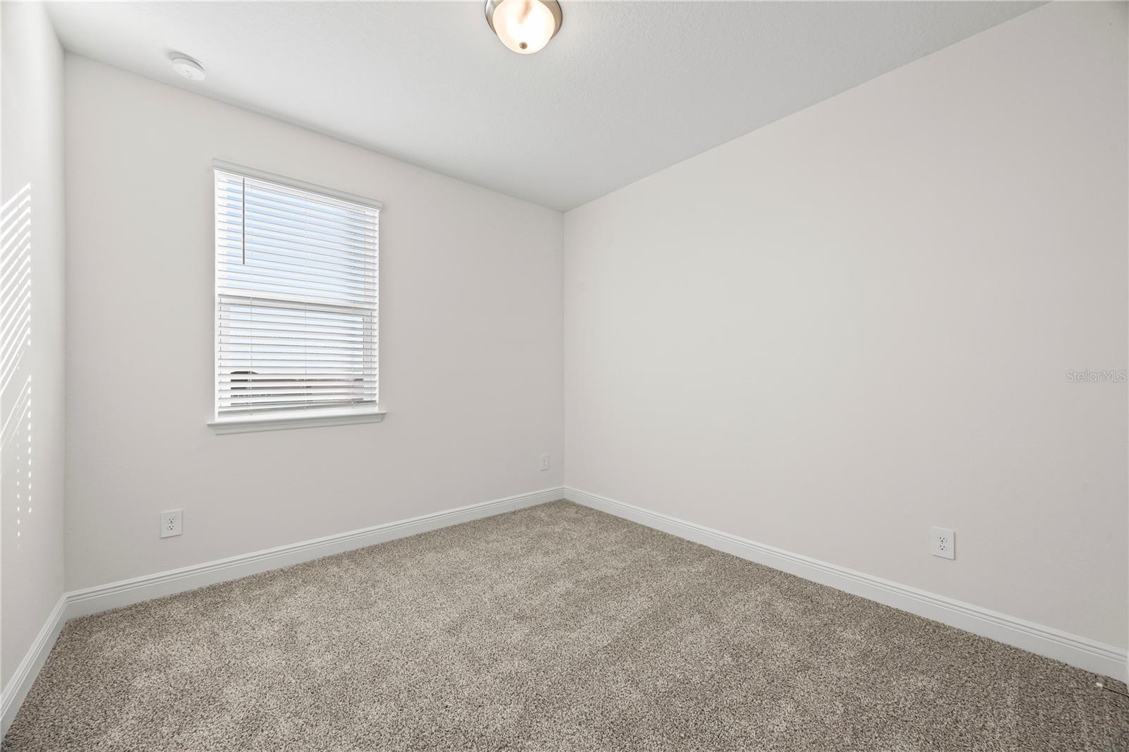 SILVERLEAF RESERVE BUNGALOWS - Residential Lease