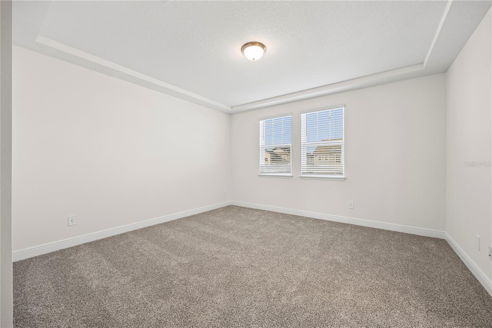 SILVERLEAF RESERVE BUNGALOWS - Residential Lease