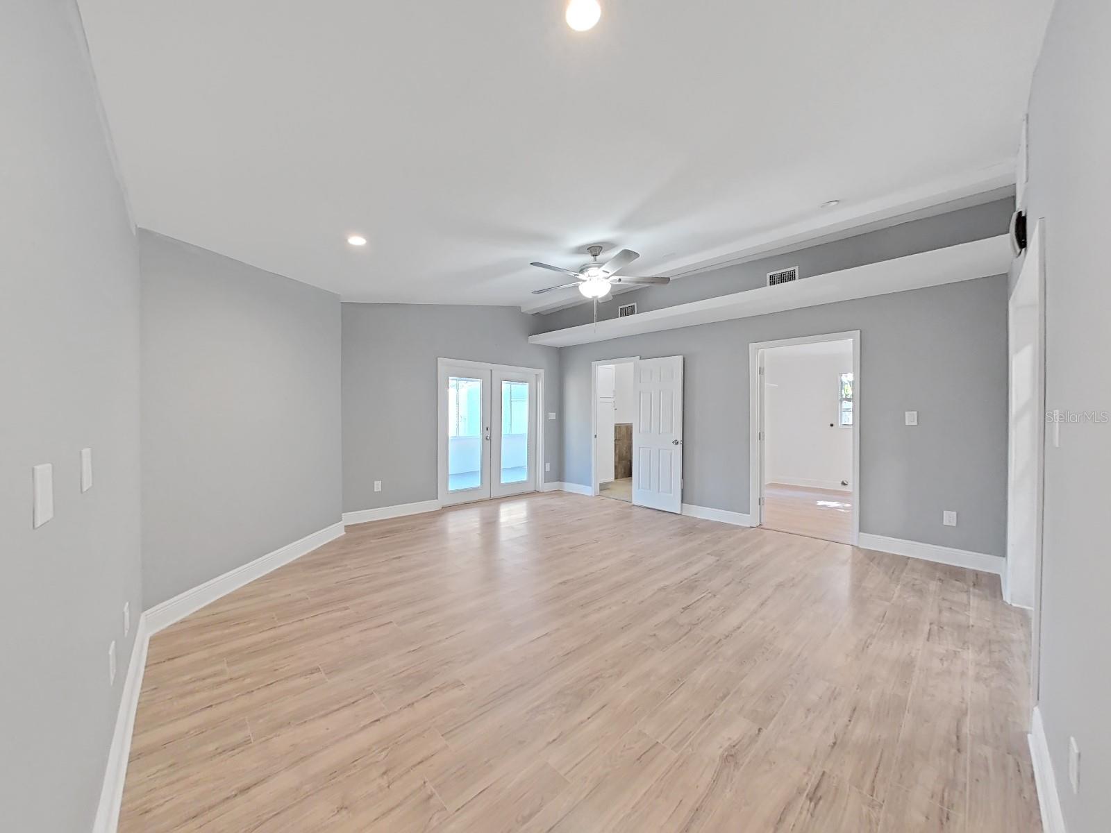 TOWNN COUNTRY PARK UN 03 - Residential