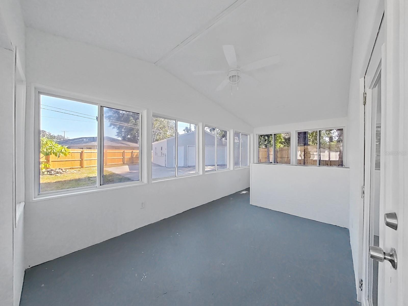 TOWNN COUNTRY PARK UN 03 - Residential