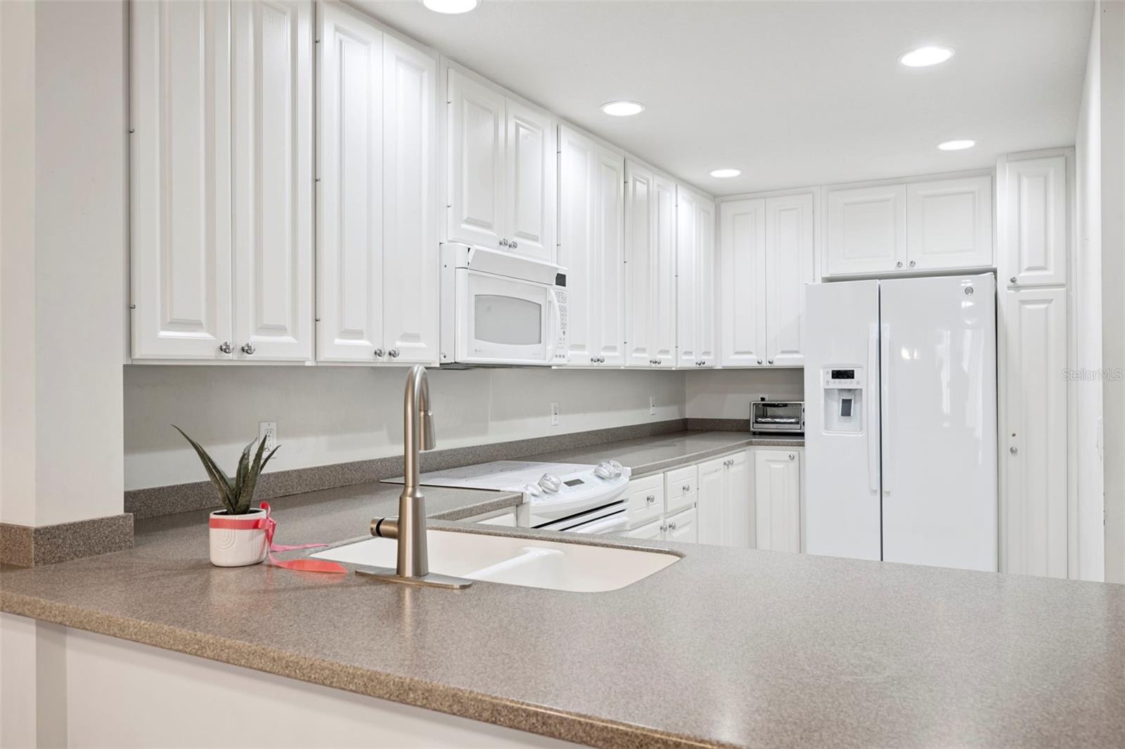 VILLAGEWALK/LK NONAA 01B - Residential