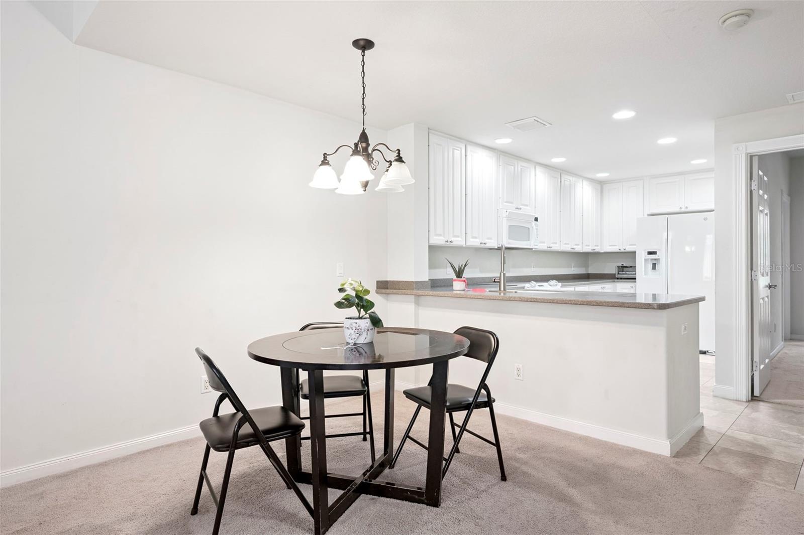 VILLAGEWALK/LK NONAA 01B - Residential