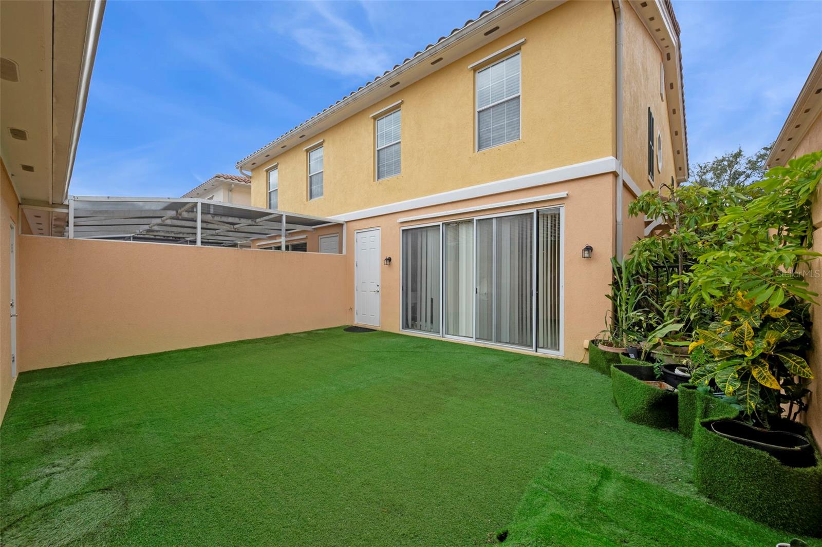 VILLAGEWALK/LK NONAA 01B - Residential