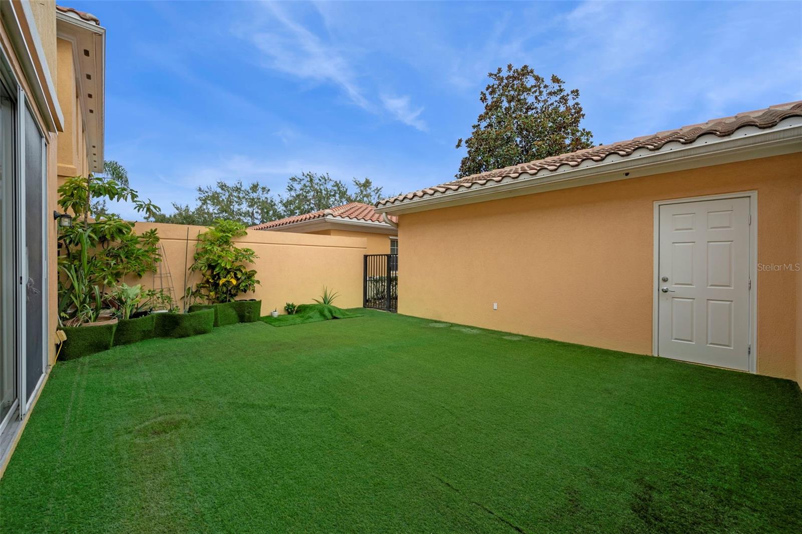 VILLAGEWALK/LK NONAA 01B - Residential