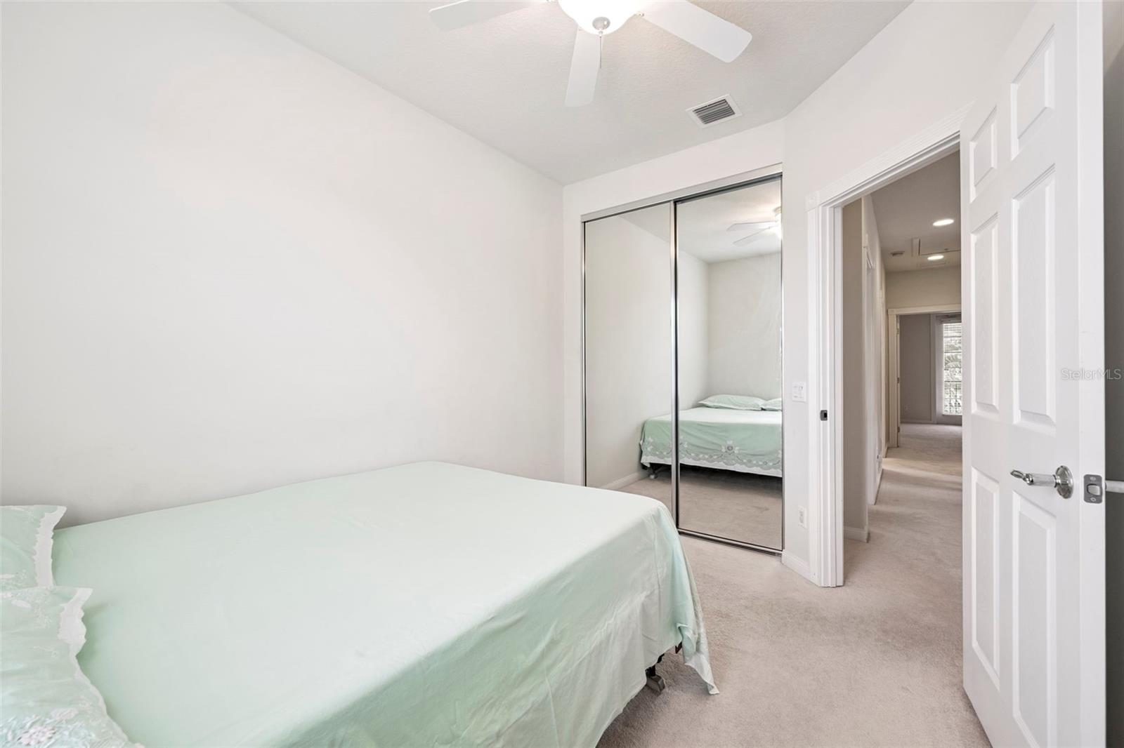 VILLAGEWALK/LK NONAA 01B - Residential