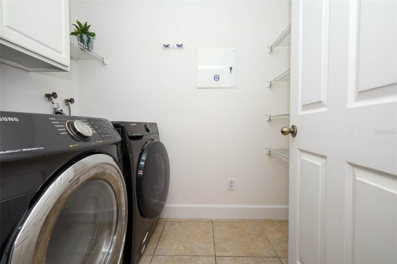 WATERFORD CHASE EAST PH 02 VILLAGE - Residential