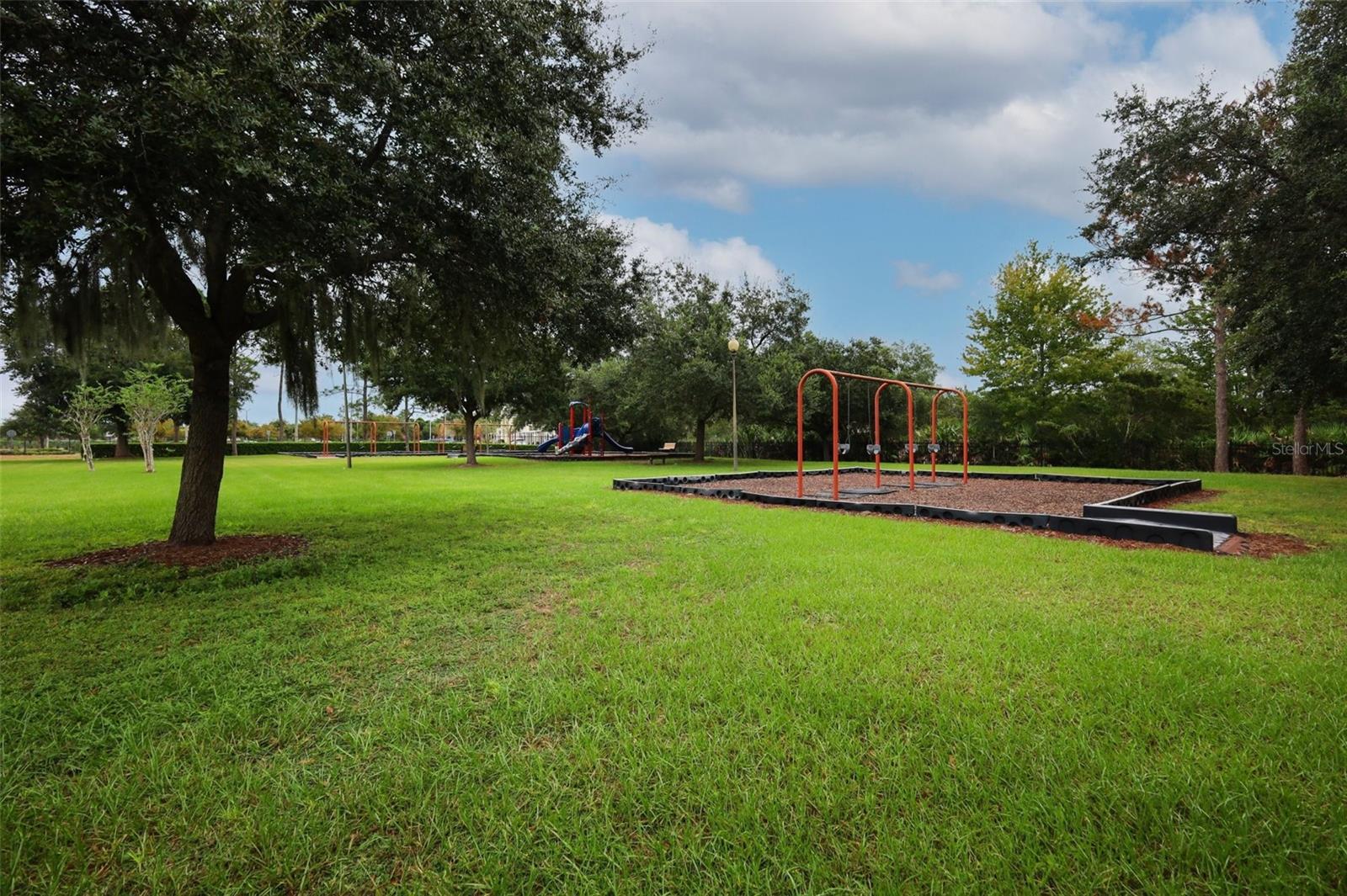 WATERFORD CHASE EAST PH 02 VILLAGE - Residential