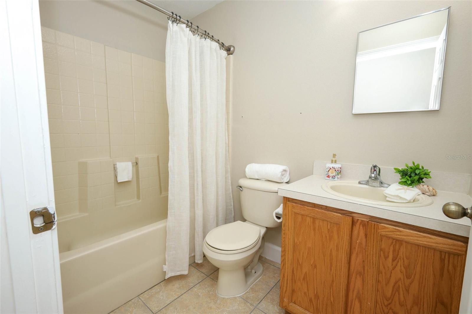 WATERFORD CHASE EAST PH 02 VILLAGE - Residential