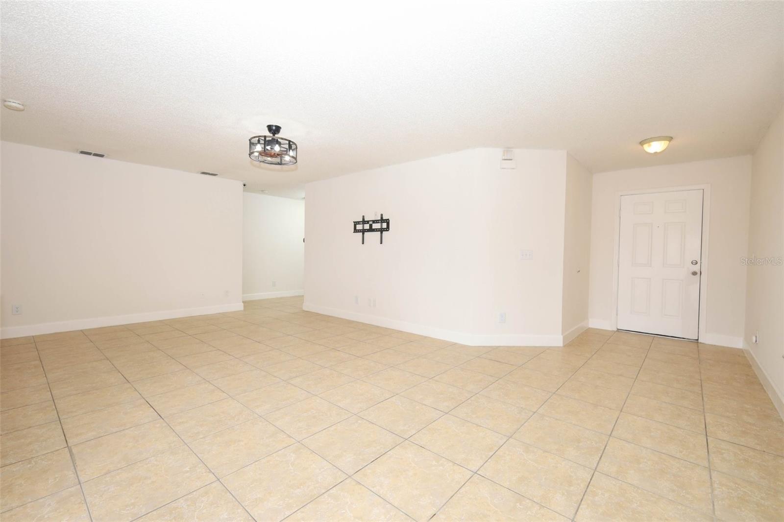 WATERFORD CHASE EAST PH 02 VILLAGE - Residential