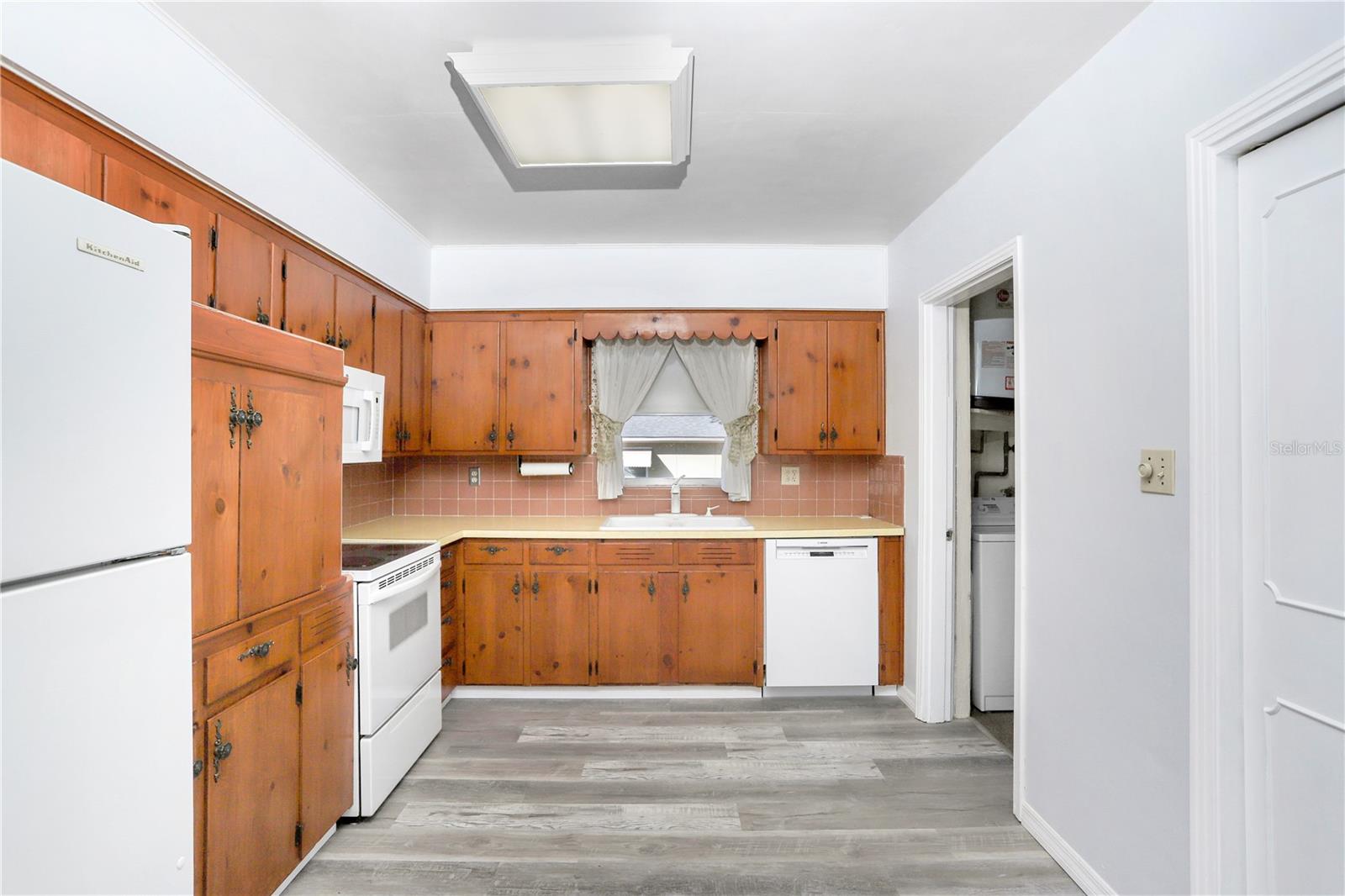 ANCLOTE RIVER HEIGHTS - Residential