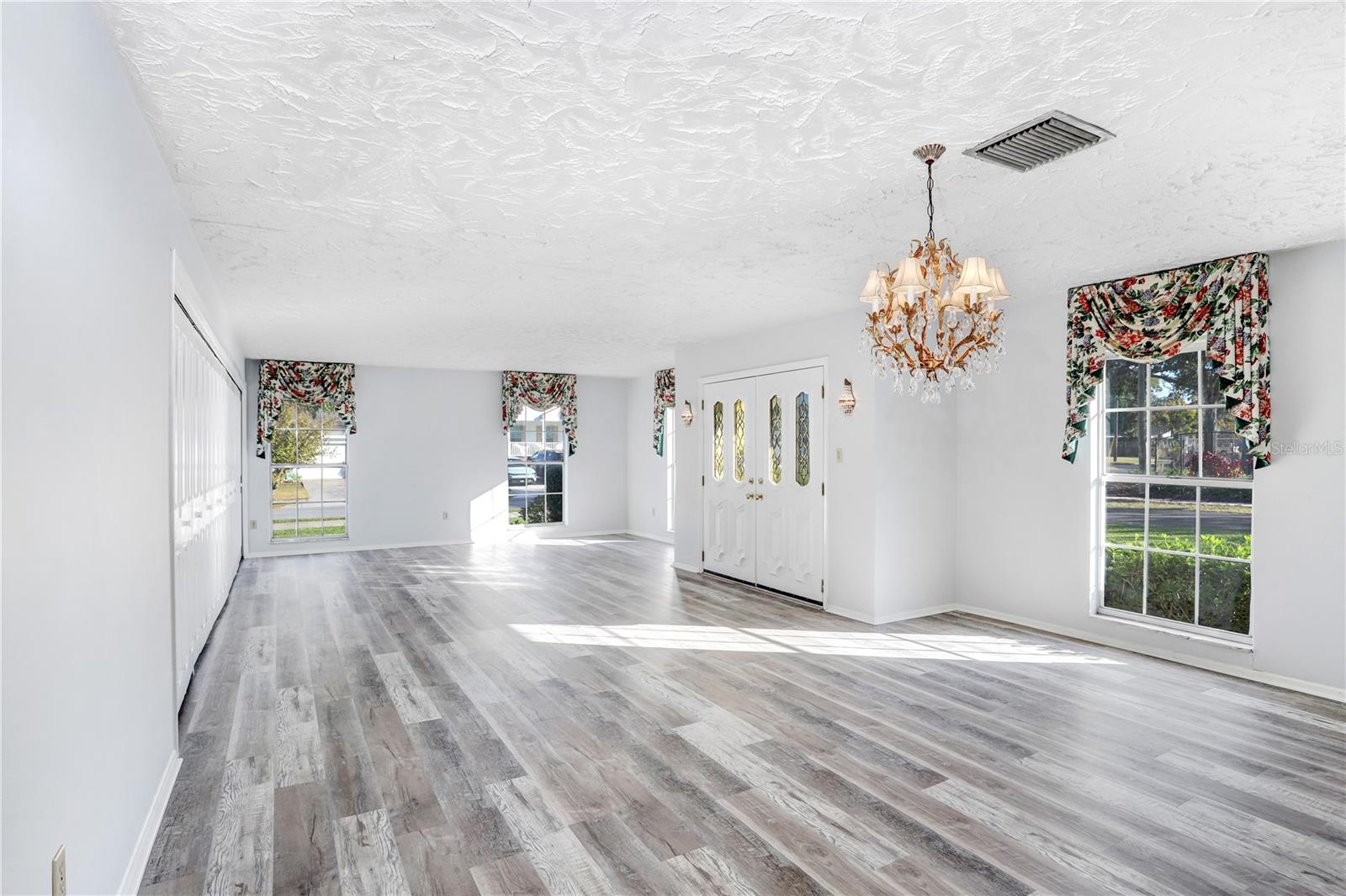 ANCLOTE RIVER HEIGHTS - Residential