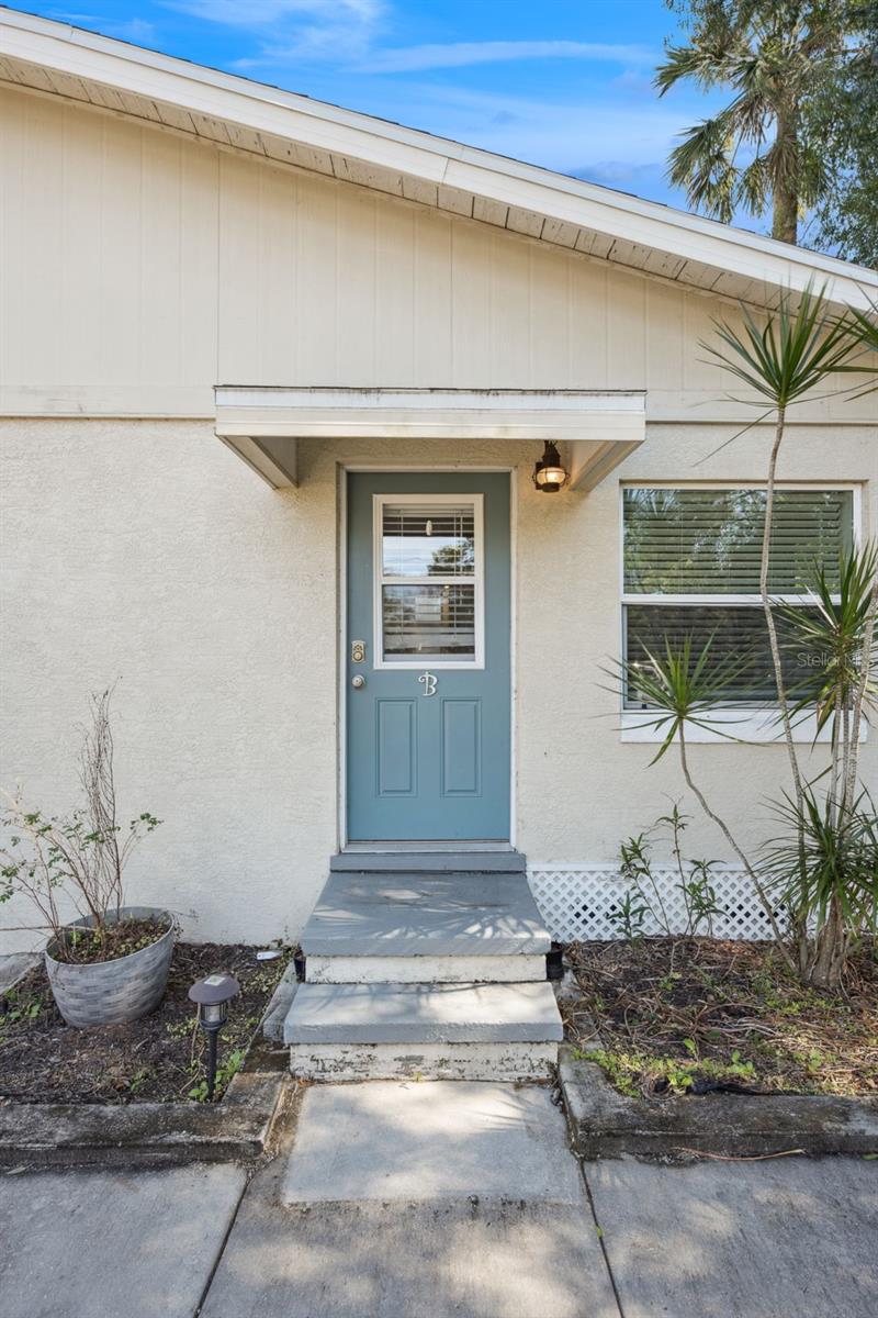 352 CAMBRIDGE BOULEVARD