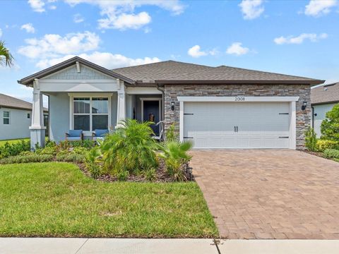 A home in LAND O LAKES