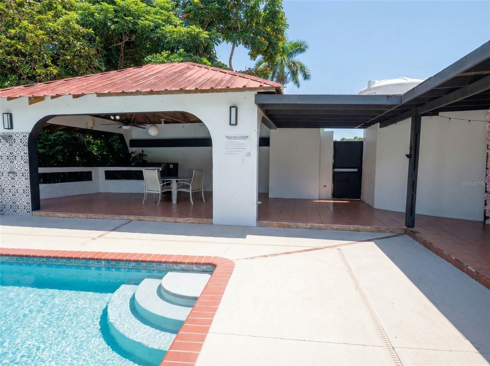 URB. COLINAS DEL YUNQUE, RIO GRANDE, PR - Residential