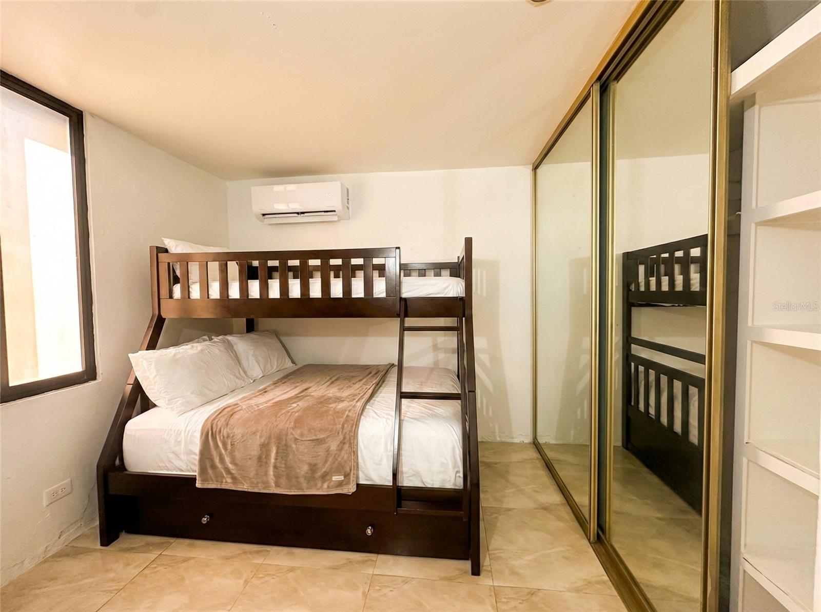 URB. COLINAS DEL YUNQUE, RIO GRANDE, PR - Residential