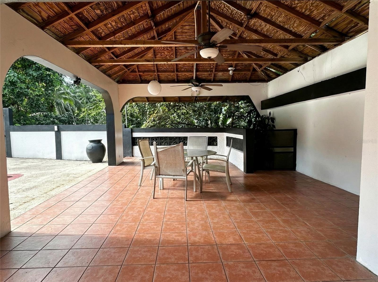 URB. COLINAS DEL YUNQUE, RIO GRANDE, PR - Residential