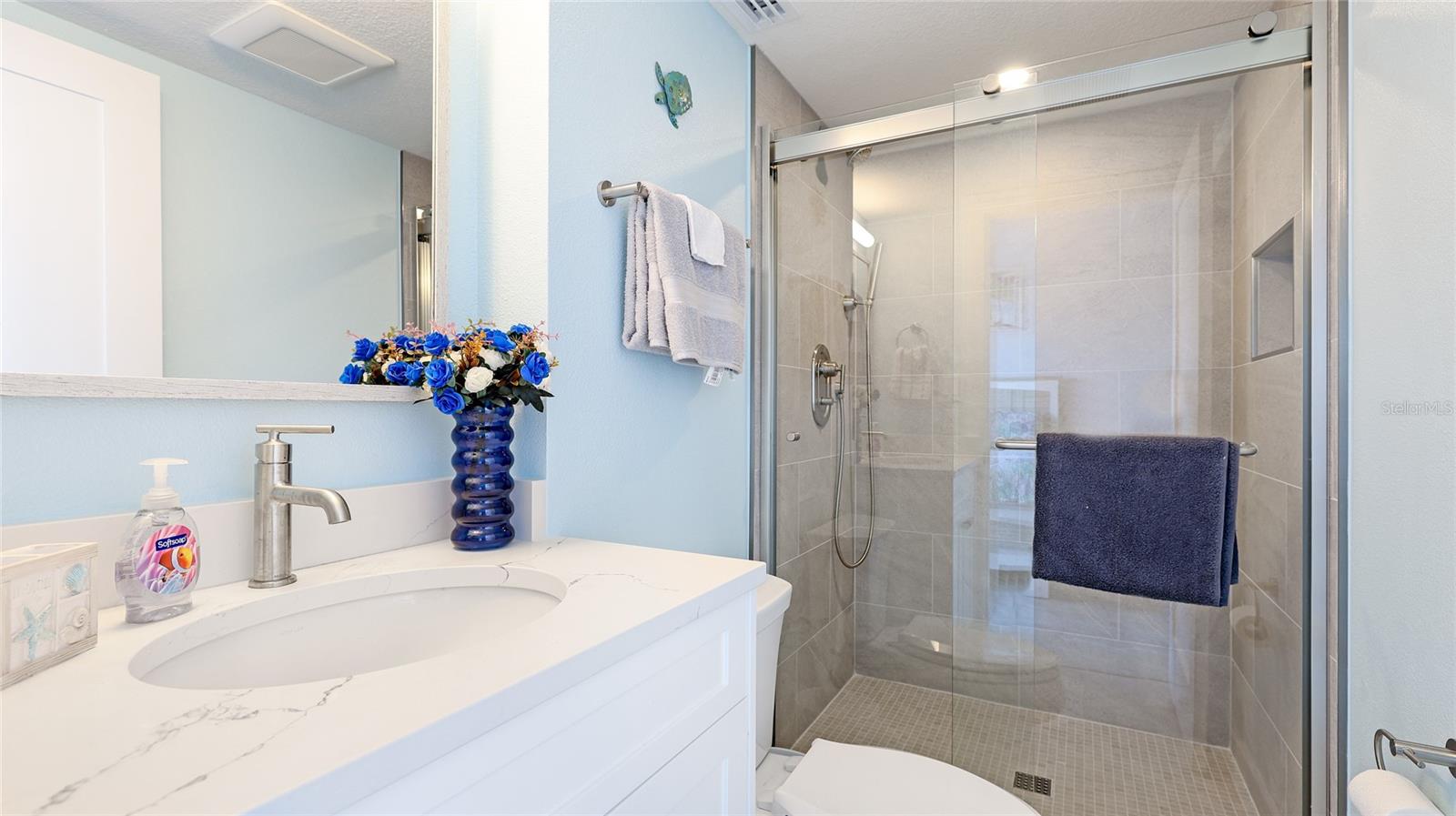 SANDY COVE - Residential Lease