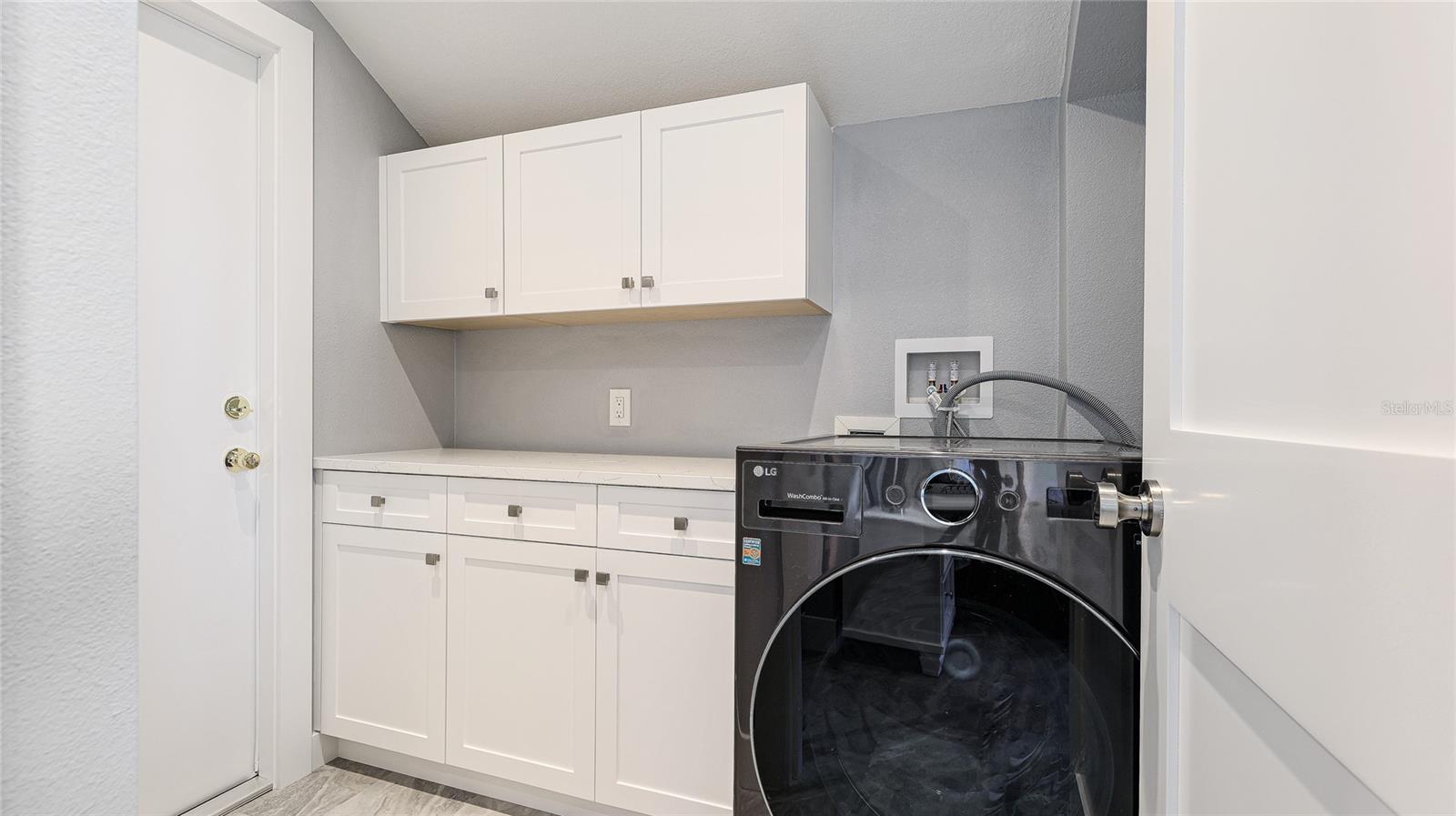 SANDY COVE - Residential Lease