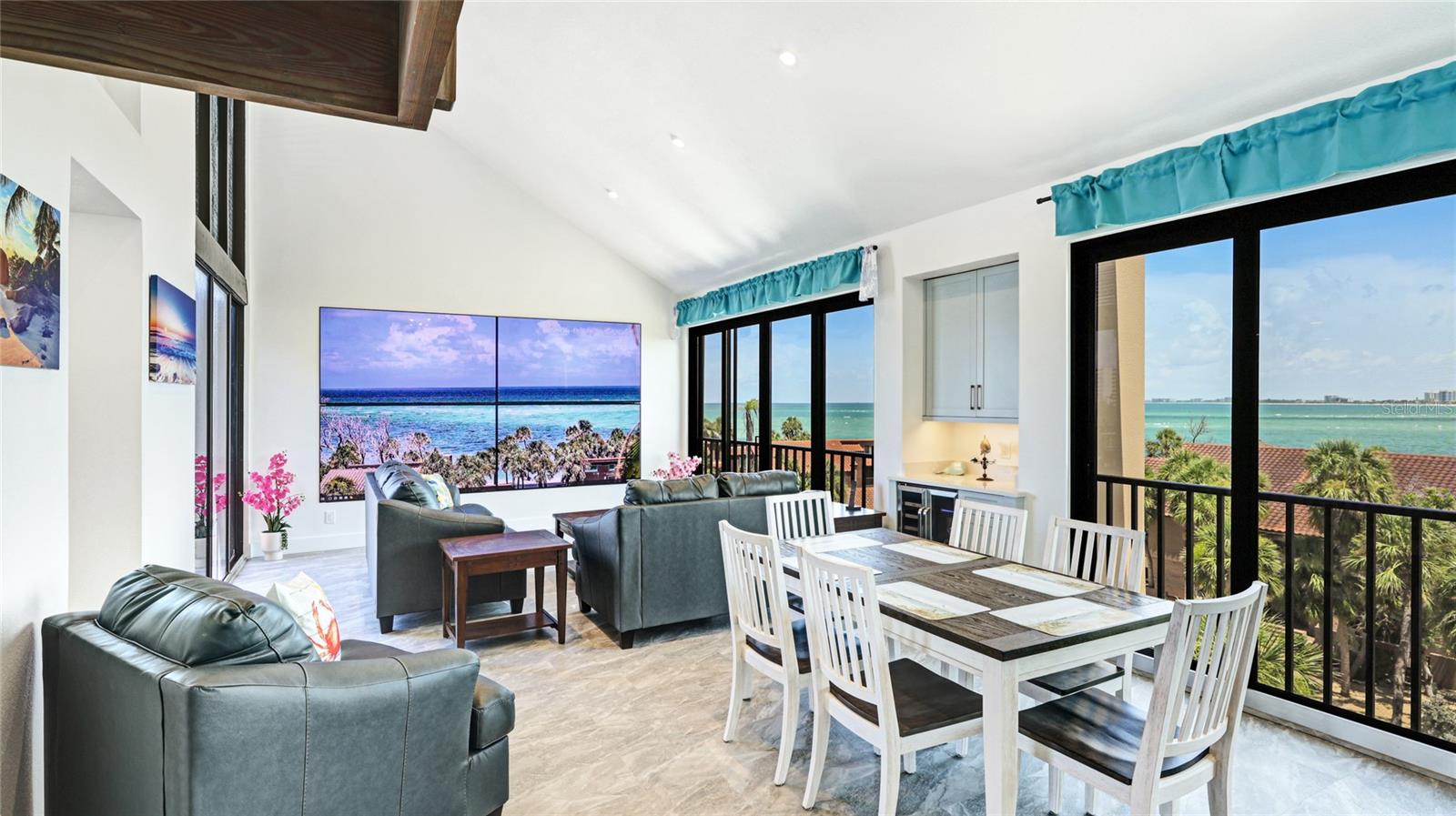 SANDY COVE - Residential Lease