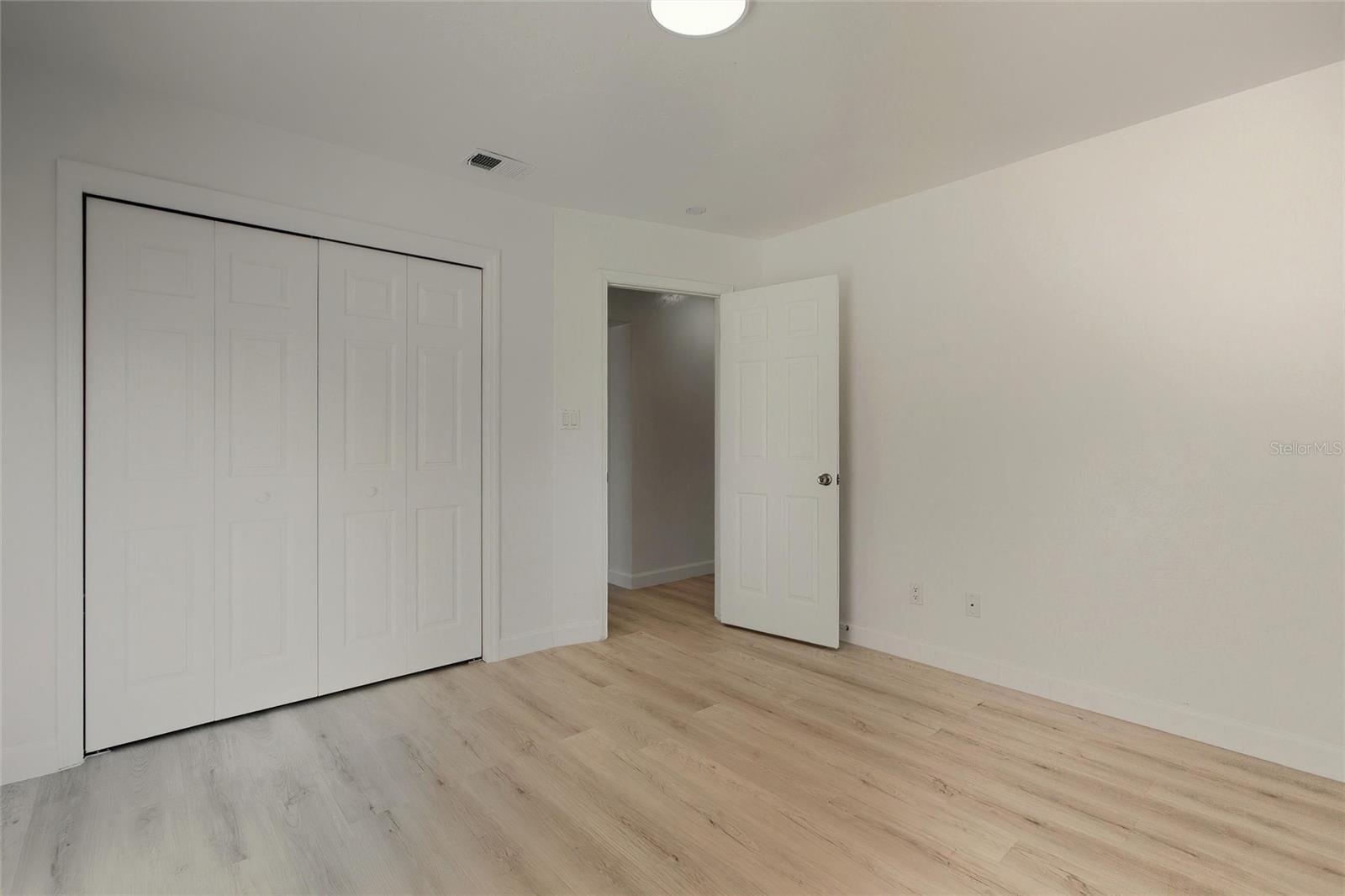 NEWTOWN HEIGHTS FIRST ADD TO - Residential Lease