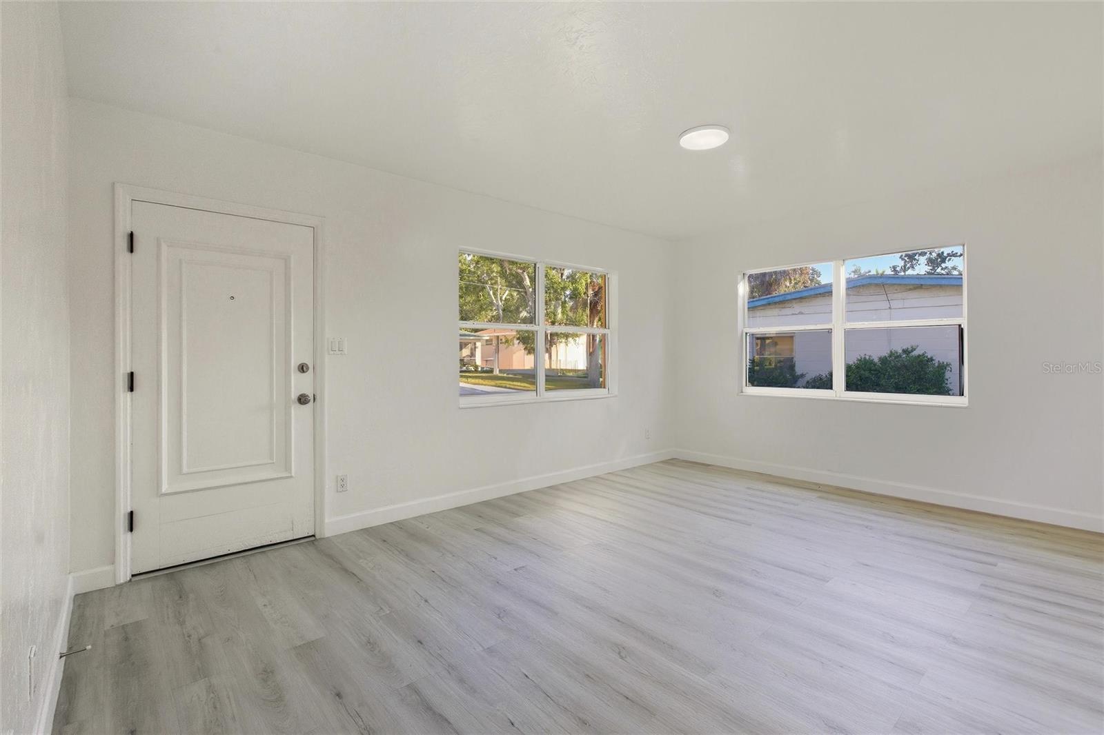 NEWTOWN HEIGHTS FIRST ADD TO - Residential Lease