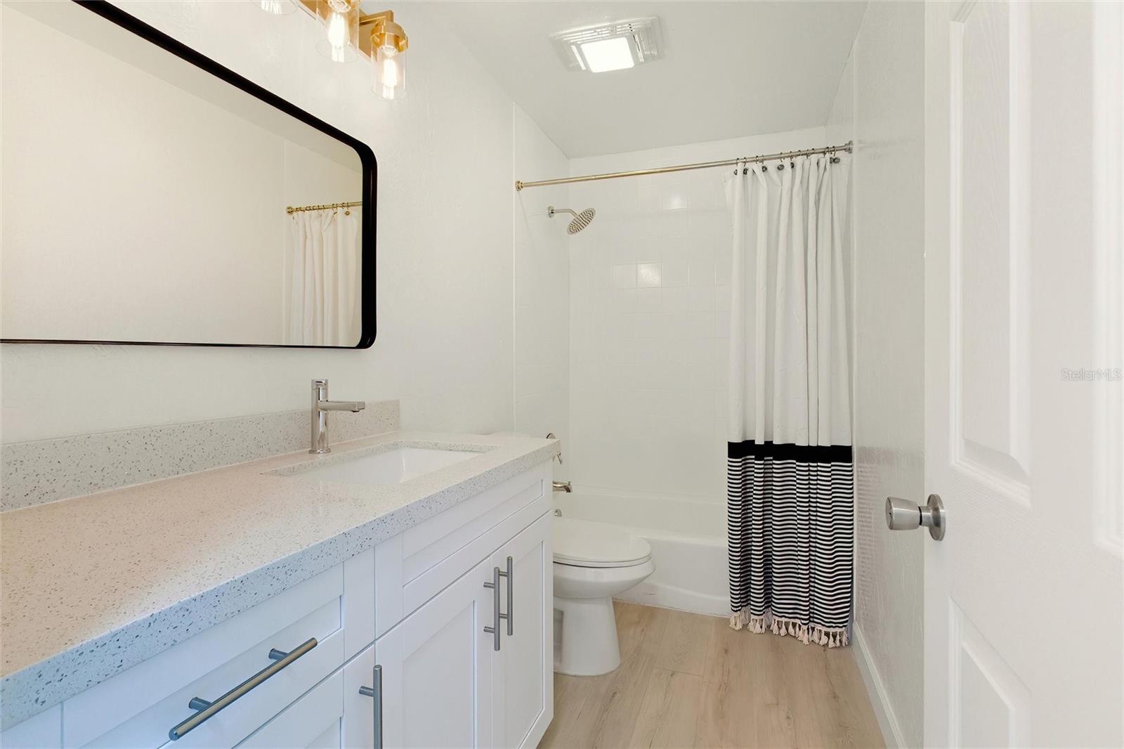 NEWTOWN HEIGHTS FIRST ADD TO - Residential Lease