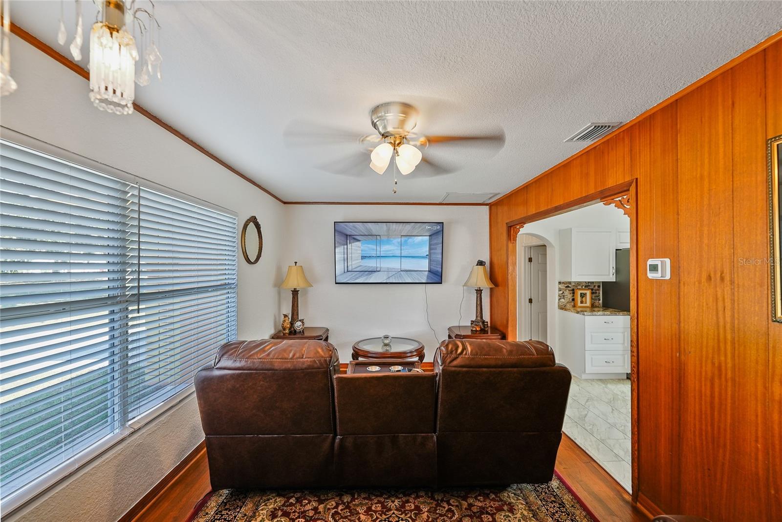 HINCKLEYS SUB - Residential