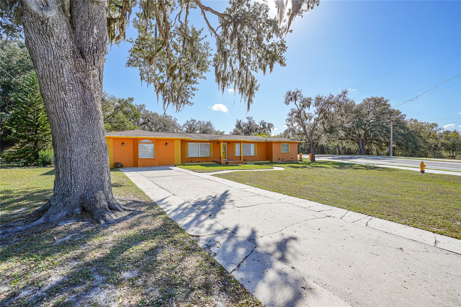 HINCKLEYS SUB - Residential