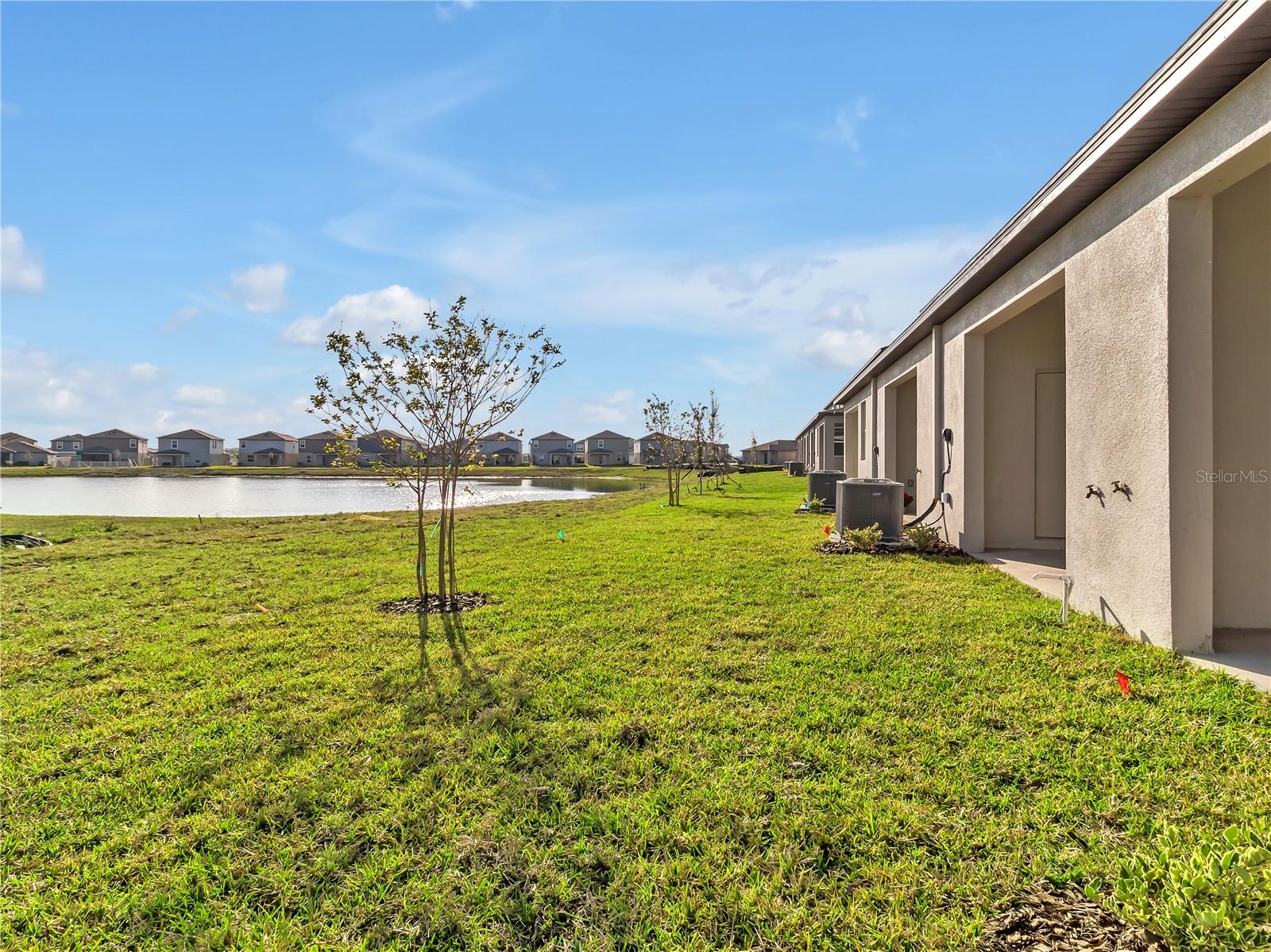 SEAIRE TOWNHOMES - Residential Lease