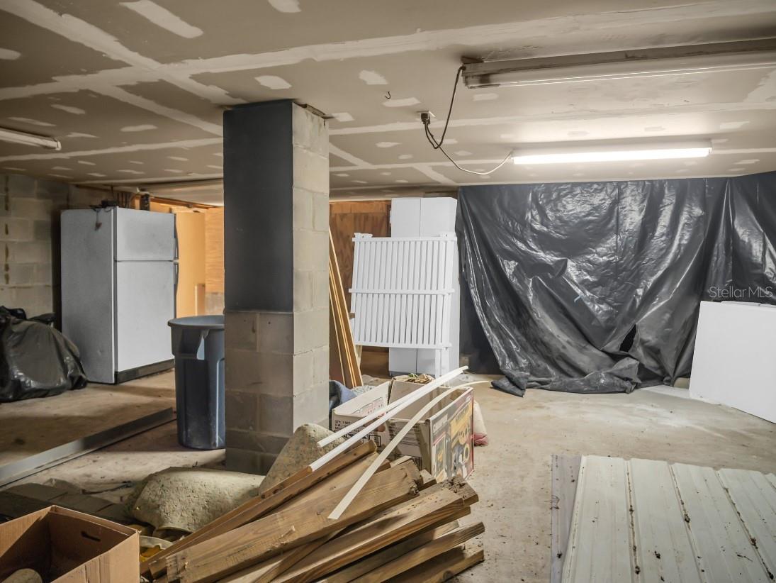 ASHLEY LAKE PLANTATION - Residential